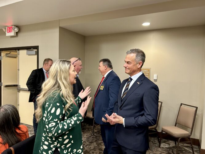 El Partido Republicano de Virginia Occidental esperará hasta 2026 para